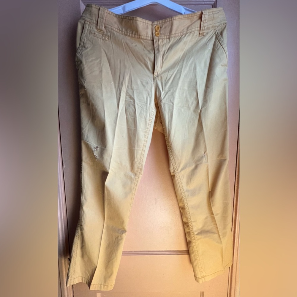 New York & Company Yellow Distressed Chino Pants – Size 18